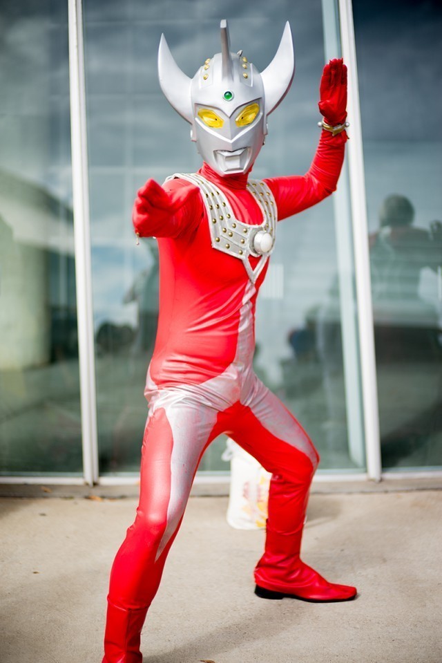 23)Ultraman Taro (cosplayer anonymous):
