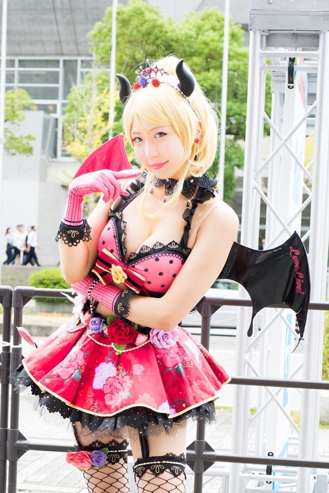 29)Eri Ayase (cosplayer Miruo):