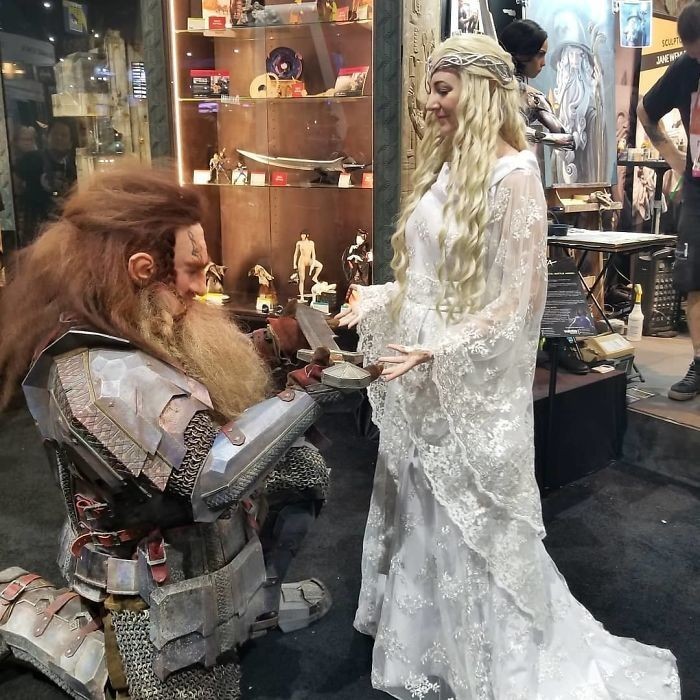 26)Galadriel ve Dwarf, Lord Of The Rings (Yüzüklerin Efendisi):
