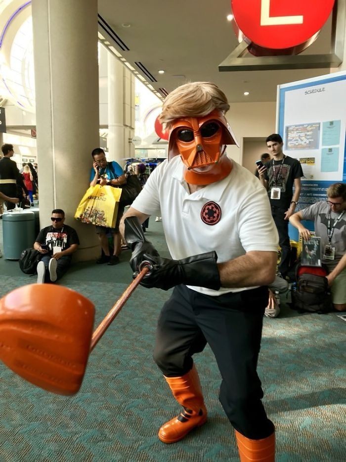40)Darth Donald Trump: