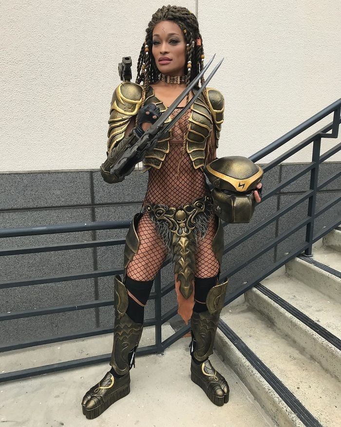 42)Machiko Noguchi, Aliens Vs. Predator: