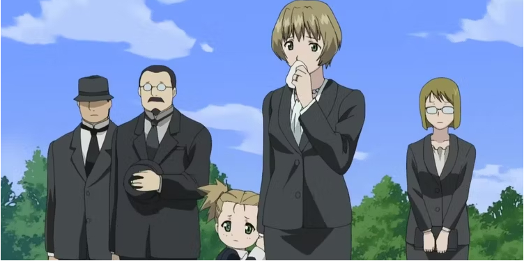 Maes Hughes'un Kızı Cenaze Töreninde Neler Olduğunu Anlayamıyor (Fullmetal Alchemist)