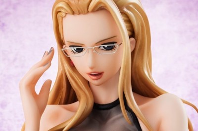 One Piece Spy Kalifa Mayolu Figürü Göz Kamaştırıyor !!