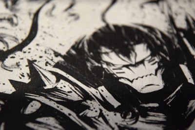 Fullmetal Alchemist’in Enfes Lavi Baskıları ve Deri Çantaları